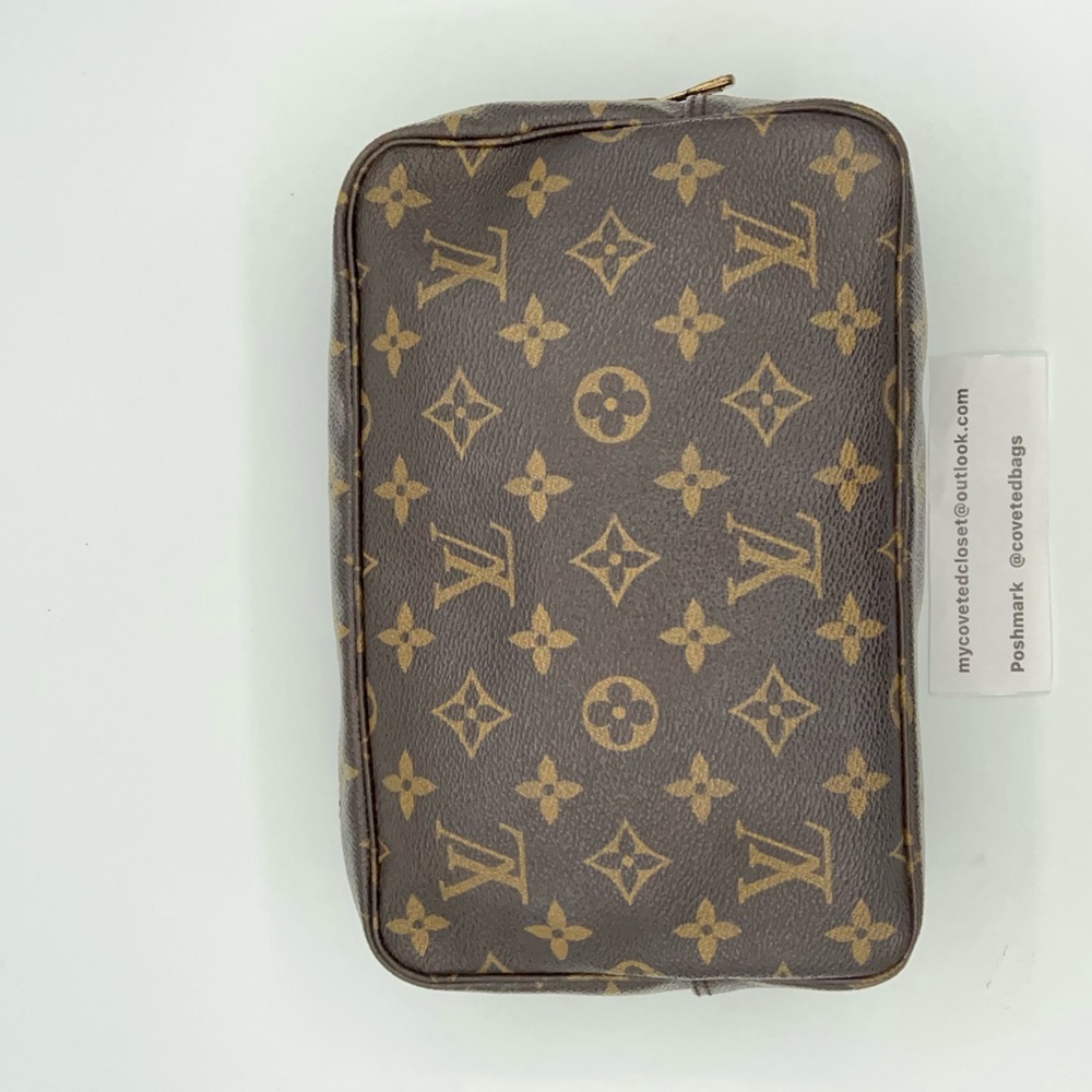 Louis Vuitton Trousse 23 Monogram Toilet Bag Very Good Condition w/LV Dust Bag - Picture 2 of 12